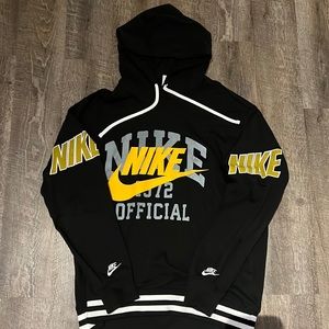 Men’s black Nike hoodie